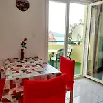 In Zaboric With Sea View, Balcony, Air Conditioning, Wifi 5177-1 Apartament *