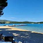 Apartmán In Zaboric With Sea View, Balcony, Air Conditioning, Wifi 5177-1