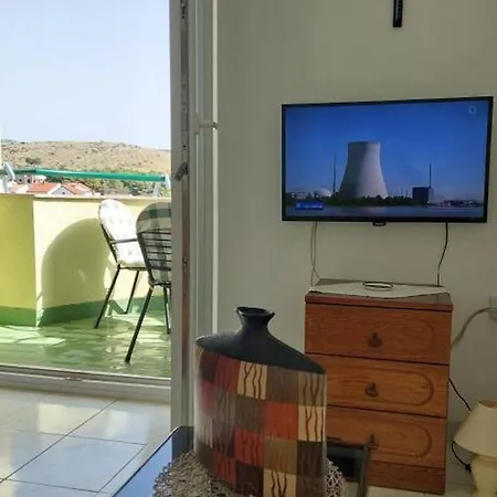 In Zaboric With Sea View, Balcony, Air Conditioning, Wifi 5177-1 شقة *