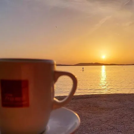 شقة In Zaboric With Sea View, Balcony, Air Conditioning, Wifi 5177-1 *