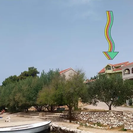 In Zaboric With Sea View, Balcony, Air Conditioning, Wifi 5177-1 * Šibenik