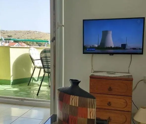 In Zaboric With Sea View, Balcony, Air Conditioning, Wifi 5177-1 דירה *