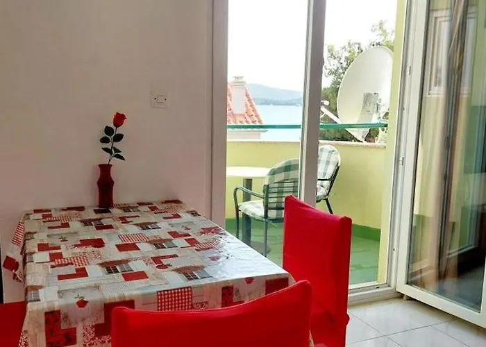 In Zaboric With Sea View, Balcony, Air Conditioning, Wifi 5177-1 דירה *